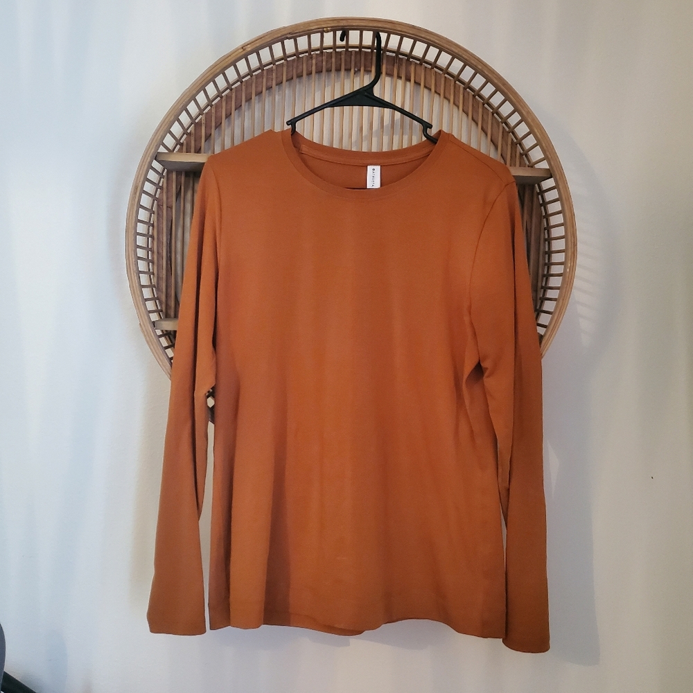 Athleta Burnt Orange top